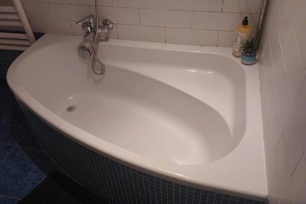Family Friendly 1 Bed Appartment Bruxelas Exterior foto
